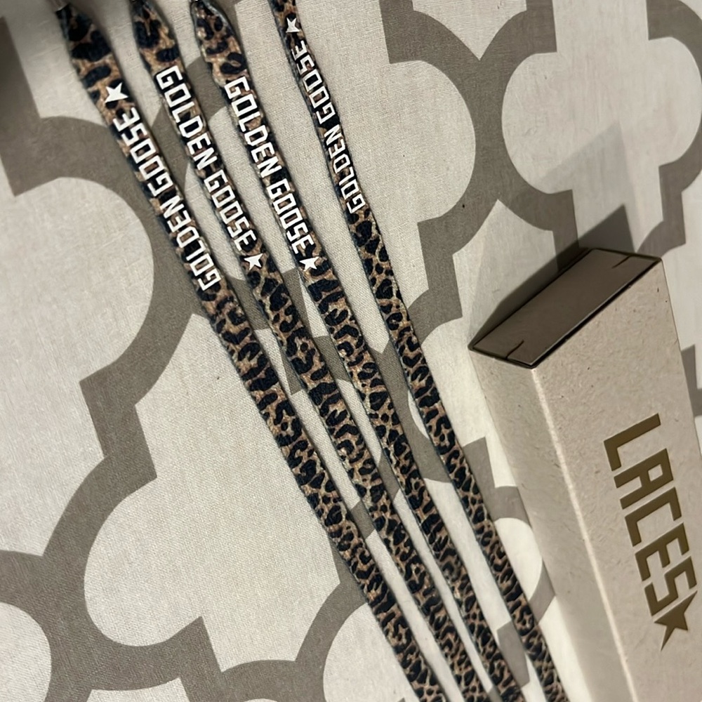 Golden goose leopard laces